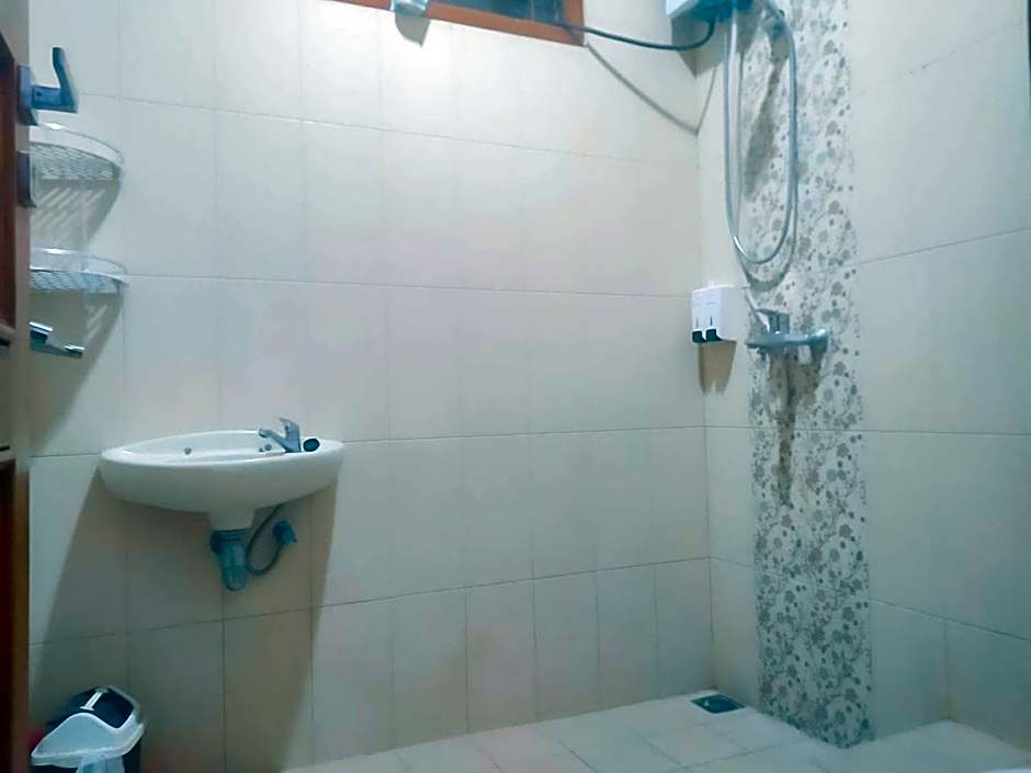 Kedai Oma Syariah Mitra RedDoorz