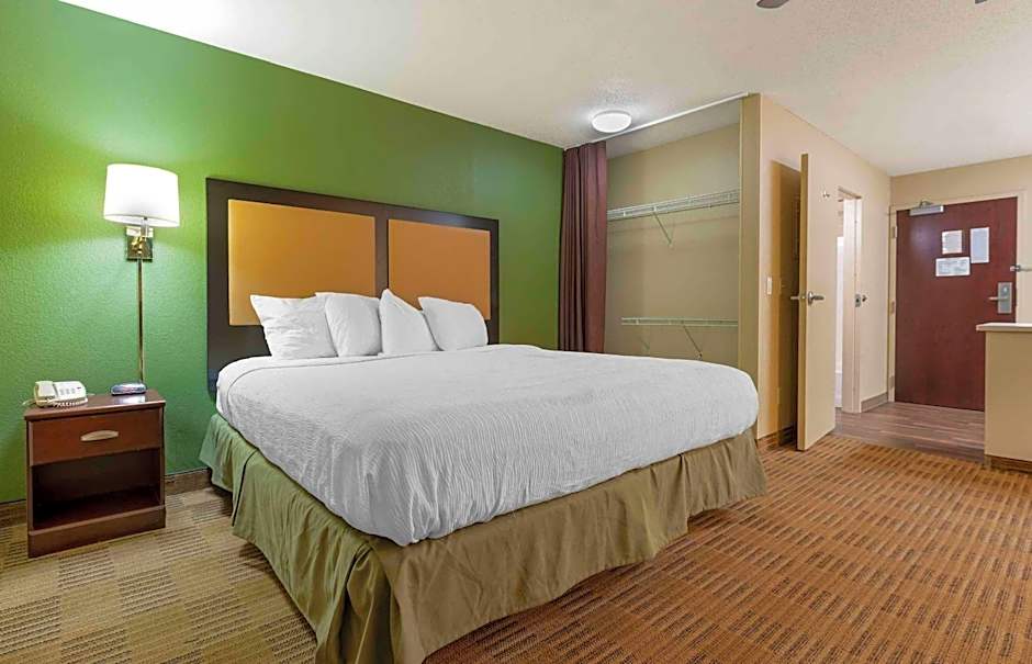 Extended Stay America Select Suites - Washington, D.C. - Germantown - Milestone