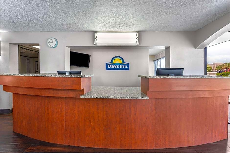 Days Inn by Wyndham Wildwood I-75