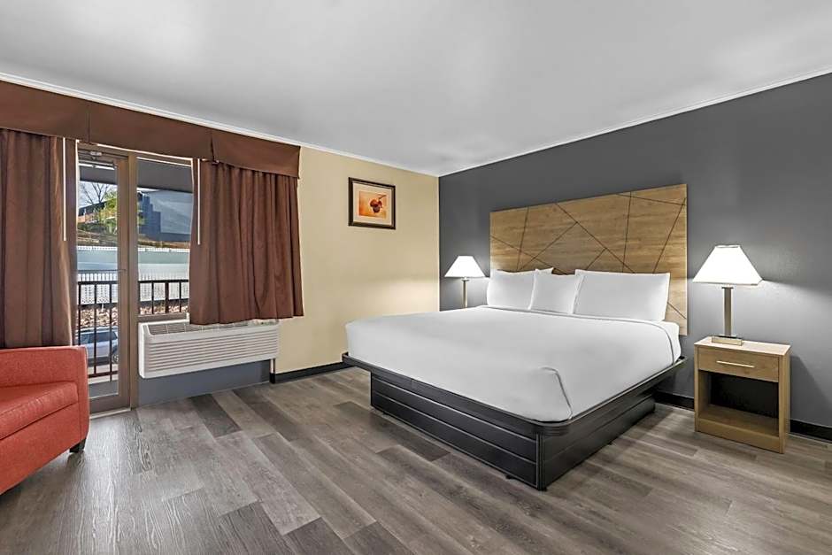Travelodge by Wyndham Rapid City