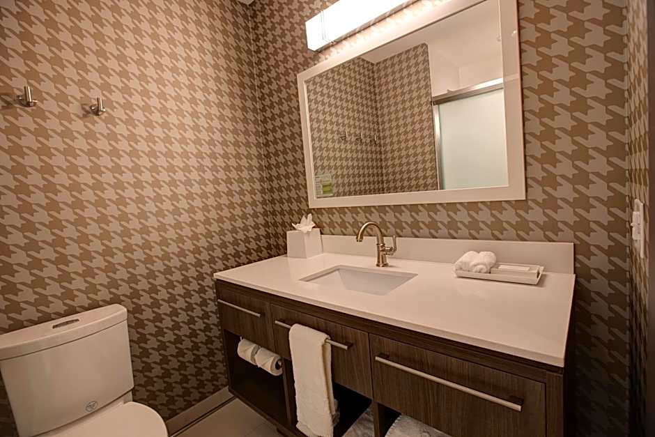 Home2 Suites By Hilton Charlotte Uptown