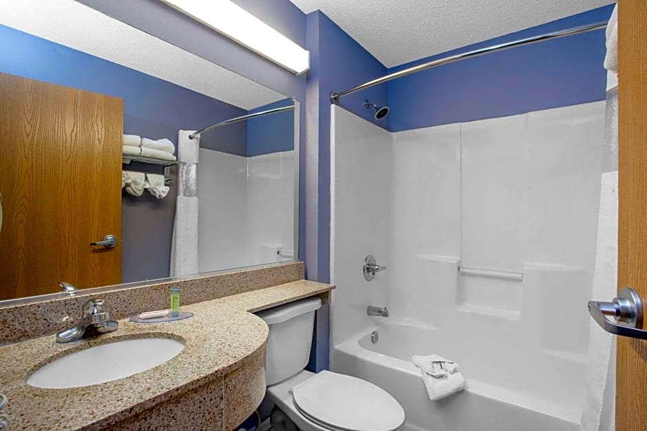 Microtel Inn and Suites Dover