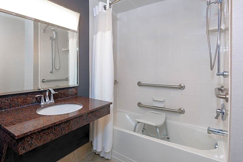Courtyard by Marriott Sarasota at University Town Center