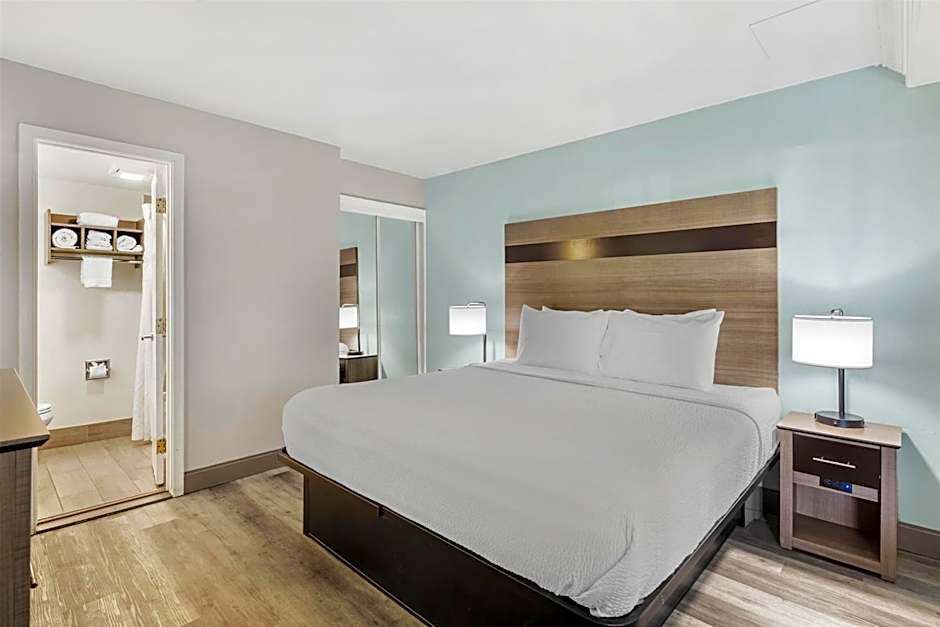 Best Western Plus Chesapeake Bay - Norfolk
