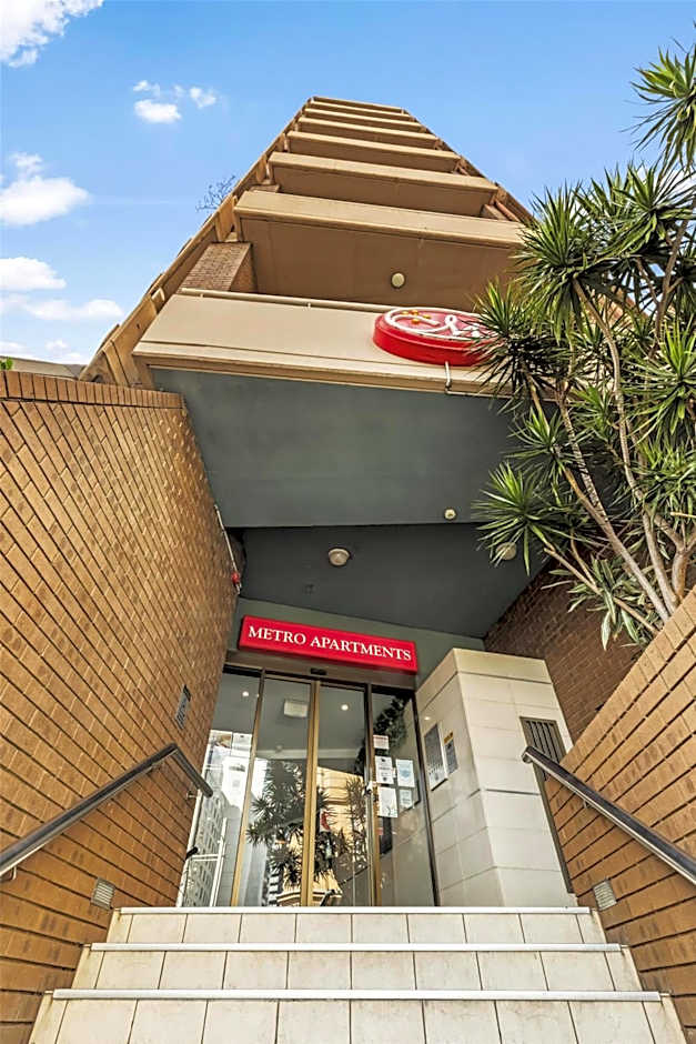 Metro Apartments on King