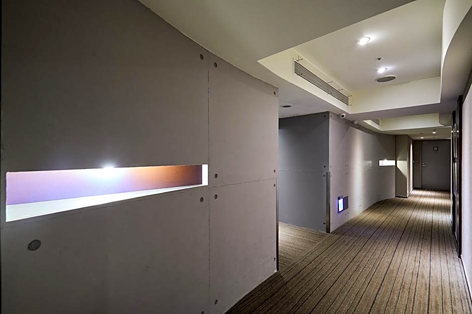 K Hotel - Yunghe