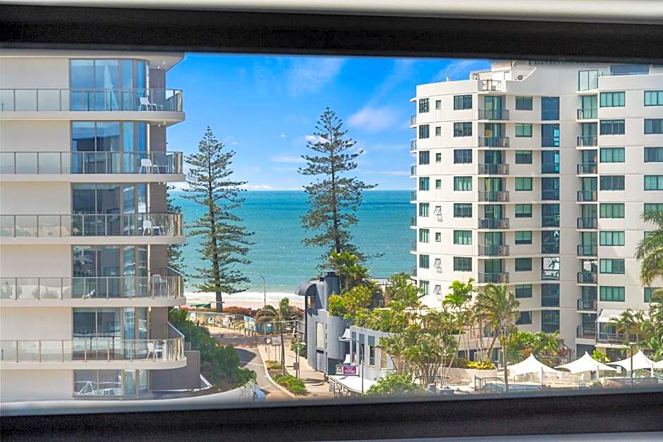 Direct Collective - Sea Breeze Mooloolaba