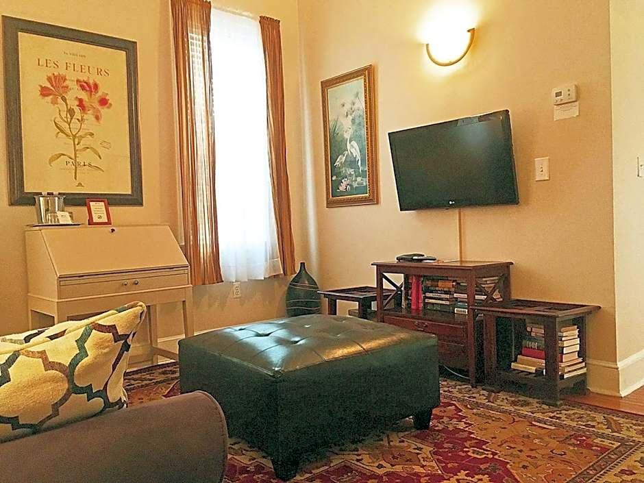 Morris House Hotel - Bed And Breakfast