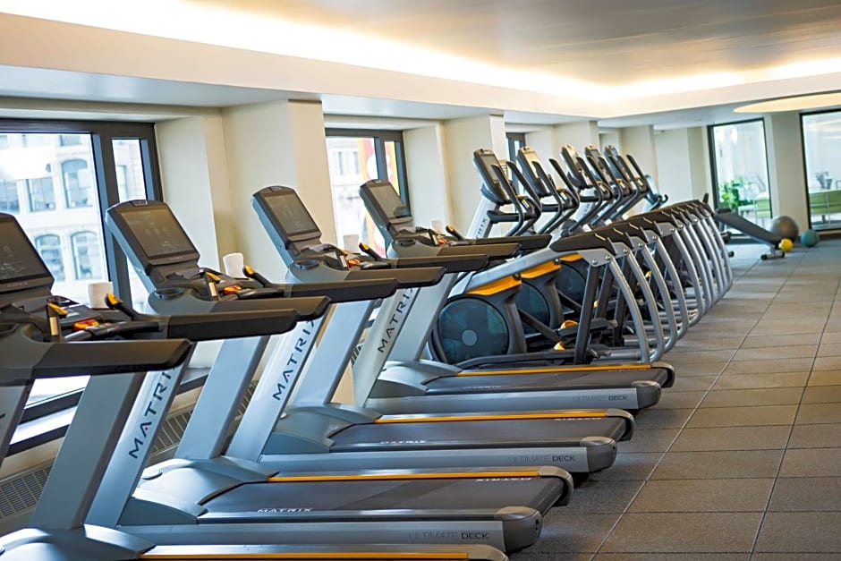 Renaissance Chicago Downtown Hotel