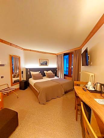 Superior Quad Room