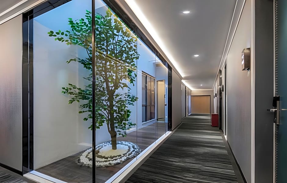 ibis Styles Kunming Nanping Hotel