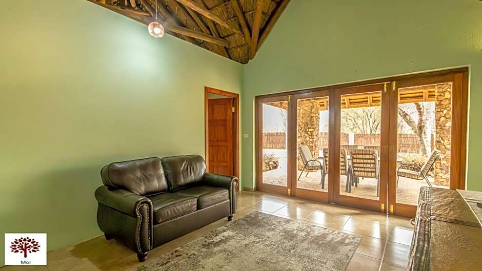 Zebula Golf and Wildlife Estate - Walk of the Eland Pax 12 - Moi Signature Luxury villa