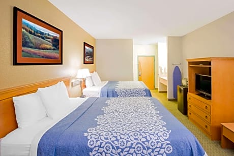 2 Double Beds Mobility Accessible Room Non-Smoking