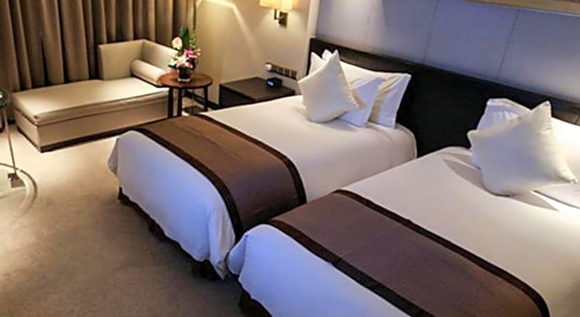 Howard Johnson IFC Plaza Ningbo Hotel