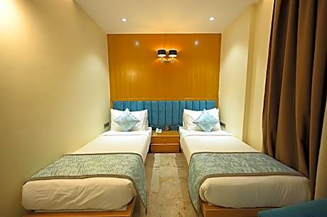 The Royal Class Hotel