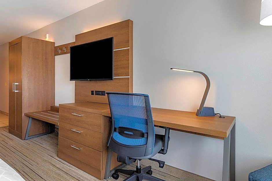 Holiday Inn Express Hotel and Suites Natchitoches By IHG