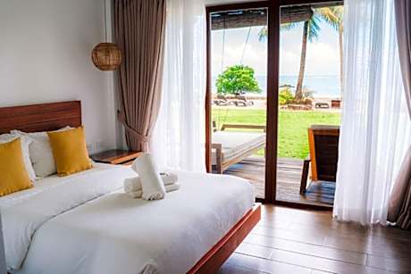 Queen Room with Sea View