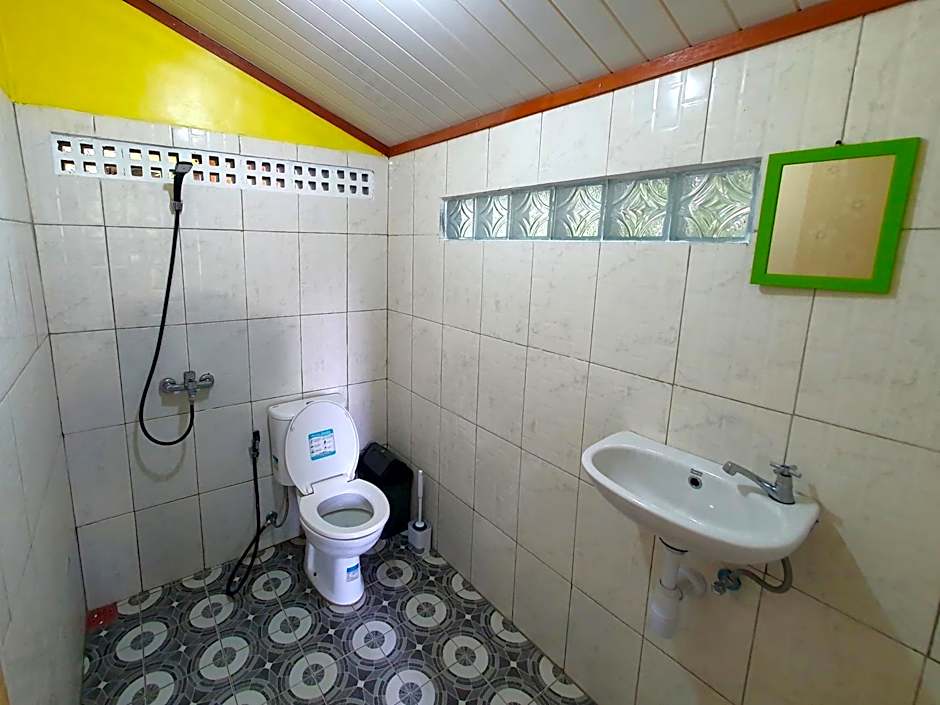 Santi Garden Bungalows