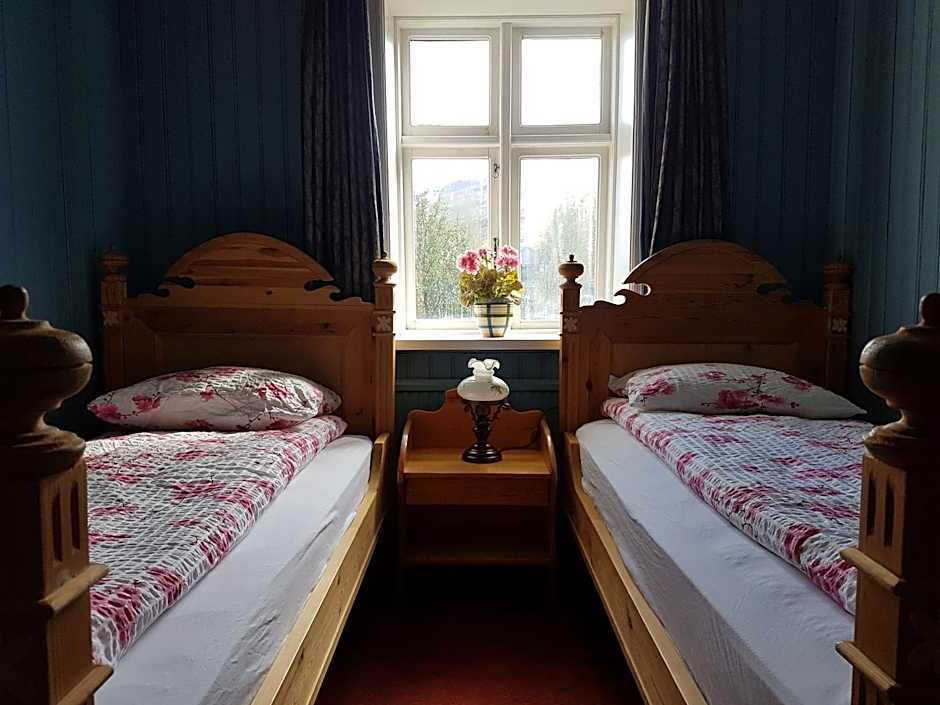 Guesthouse Gamli Bær
