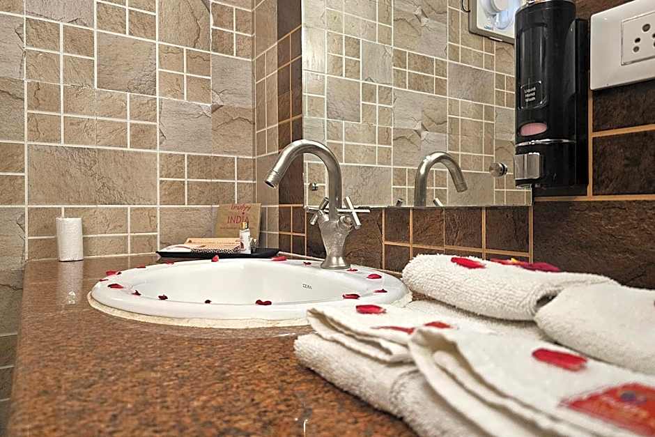 Kumbhalgarh Safari Camp by Trulyy