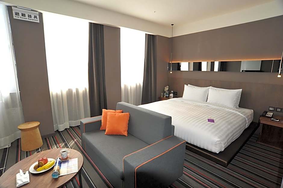 Photo 1 of 7 of Grand Suite