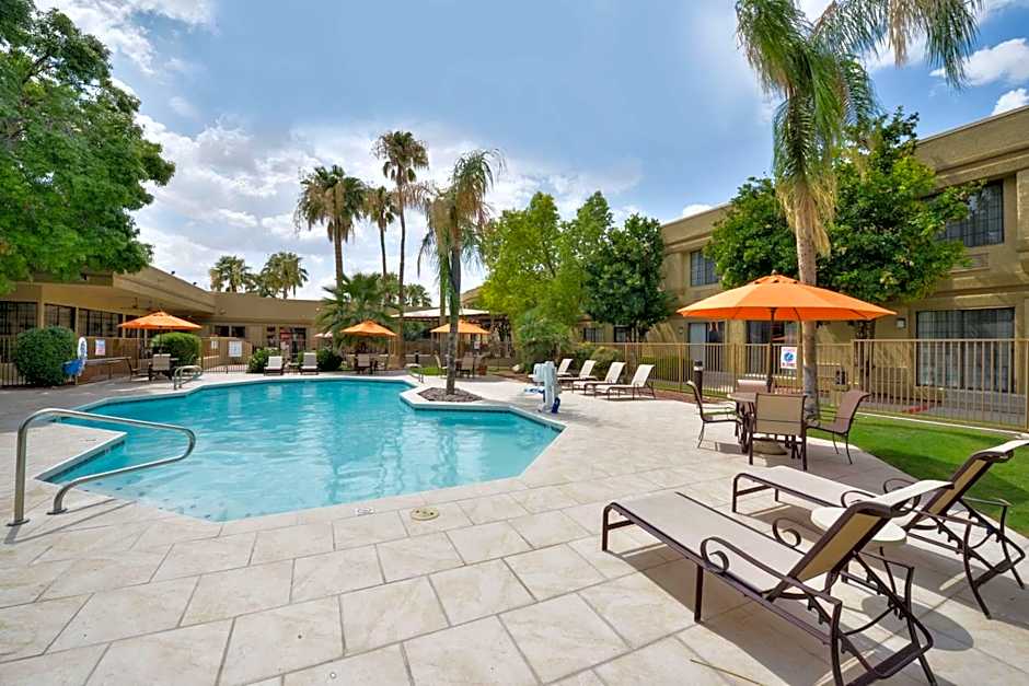 Wyndham Tucson Airport & Conference Center