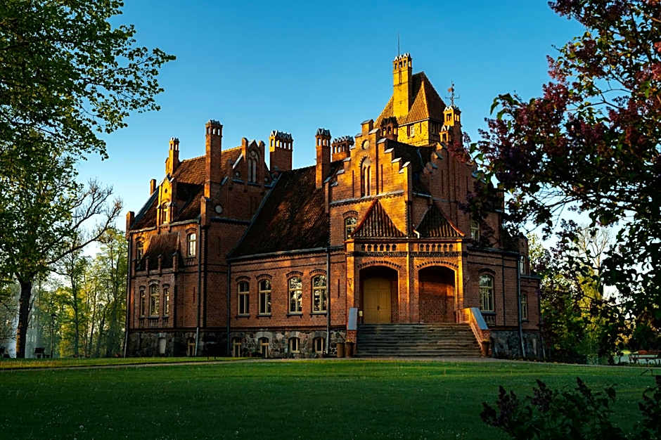 Jaunmoku Palace Complex Hotel