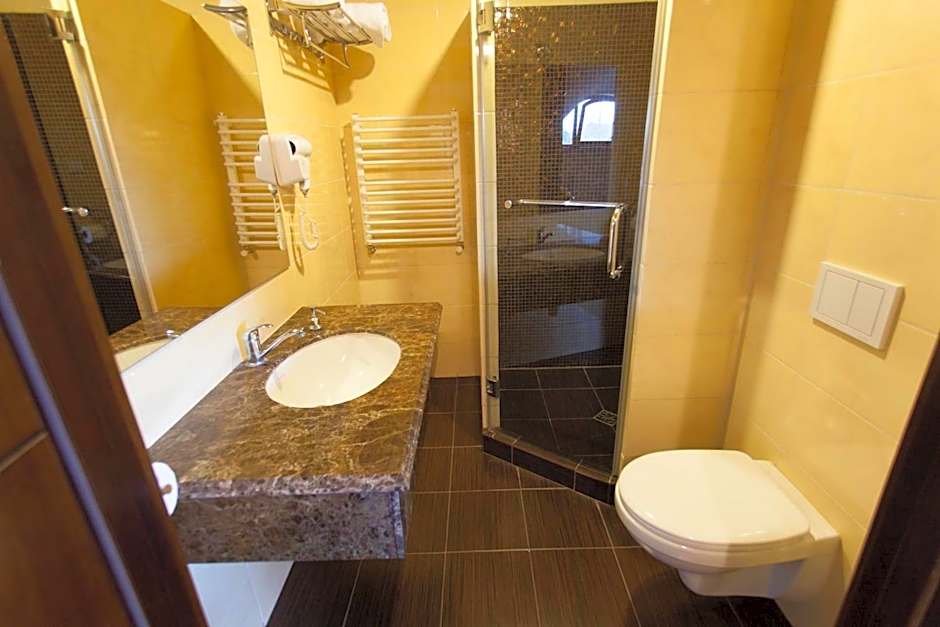 Gościniec pod Strzechą