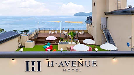 Geoje Mongdol Beach H Avenue Hotel