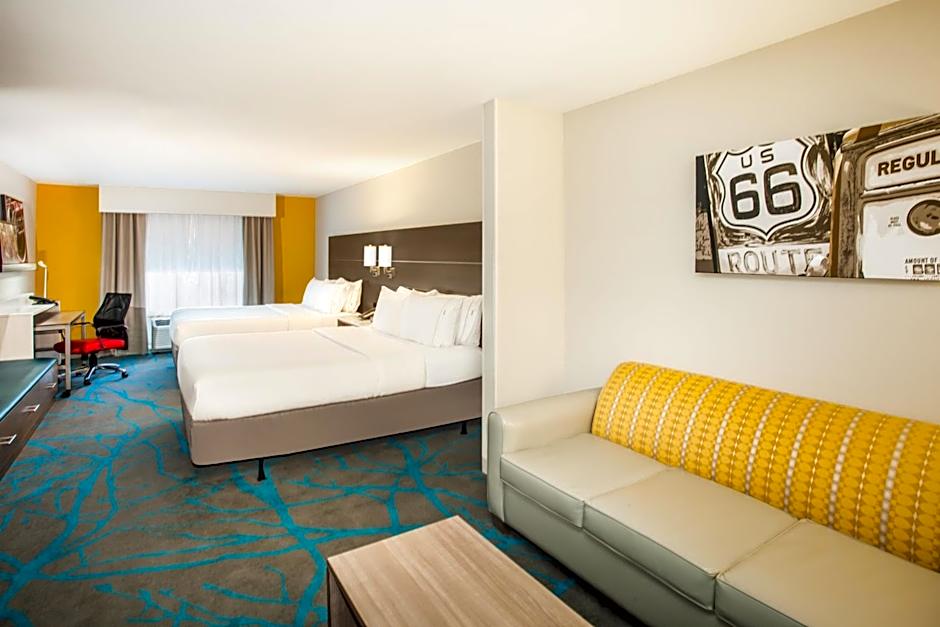 Holiday Inn Express & Suites Litchfield By IHG