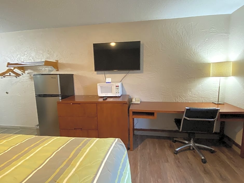 Rodeway Inn