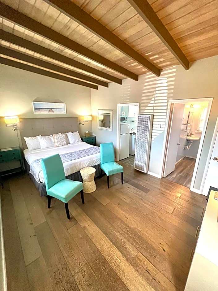 Foto 1 di 2 di King Room with Kitchenette