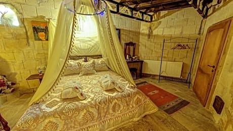 King One Bedroom Suite