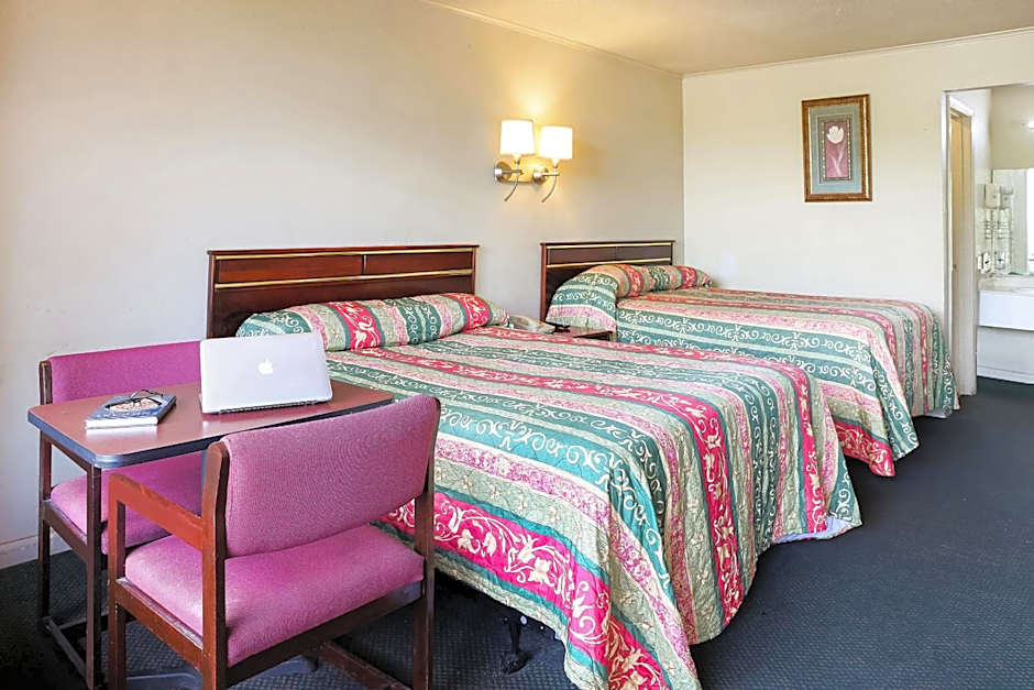 SPRINGWOOD HOTEL, Opelika I-85 Columbus Pkwy