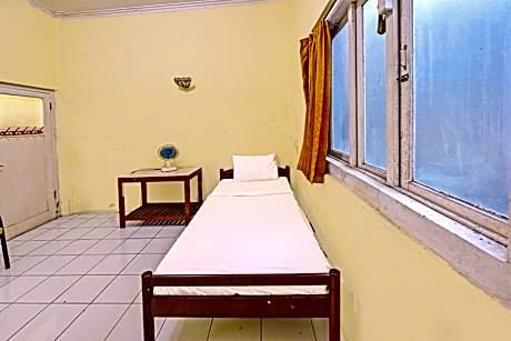 Small Single Room
