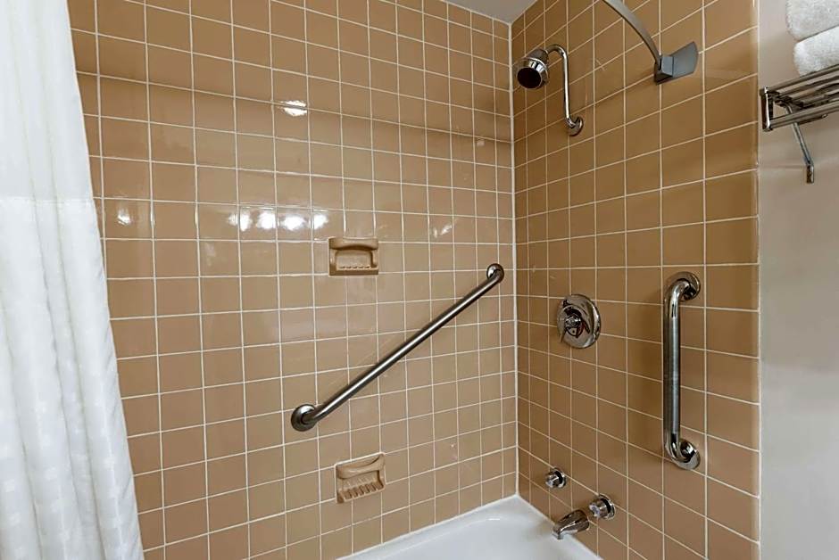 Fireside Inn & Suites Waterville