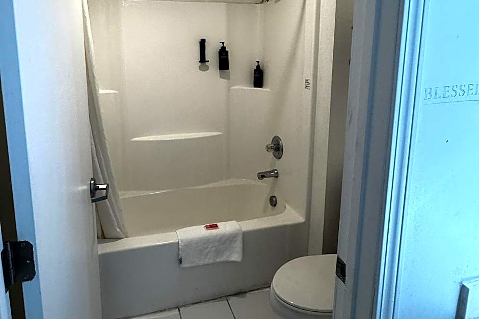 General Bragg Inn & Suites Chickamauga