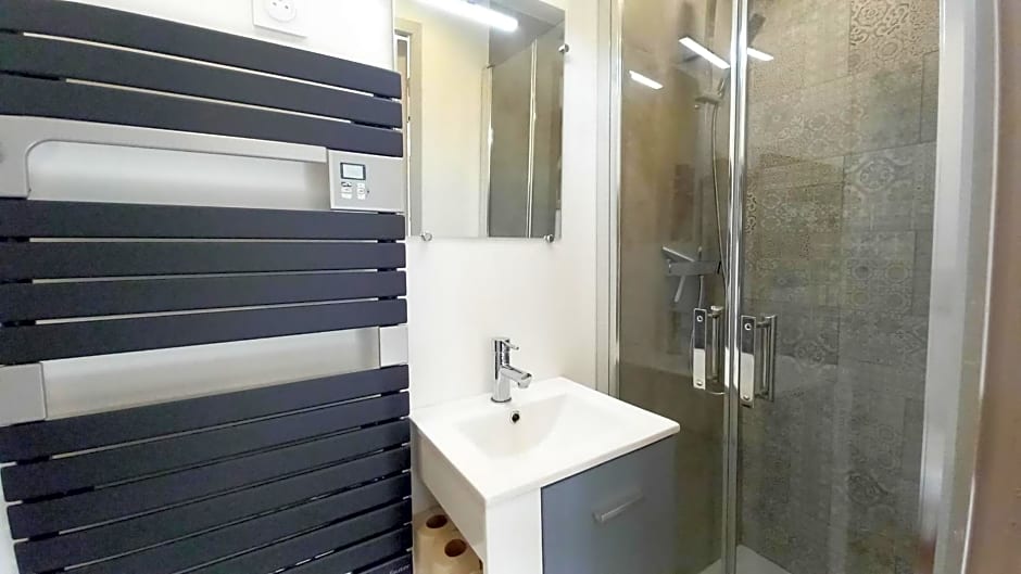 Studio avec mezzanine