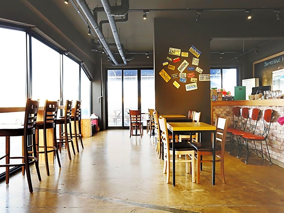 James Blue Guesthouse - Hostel