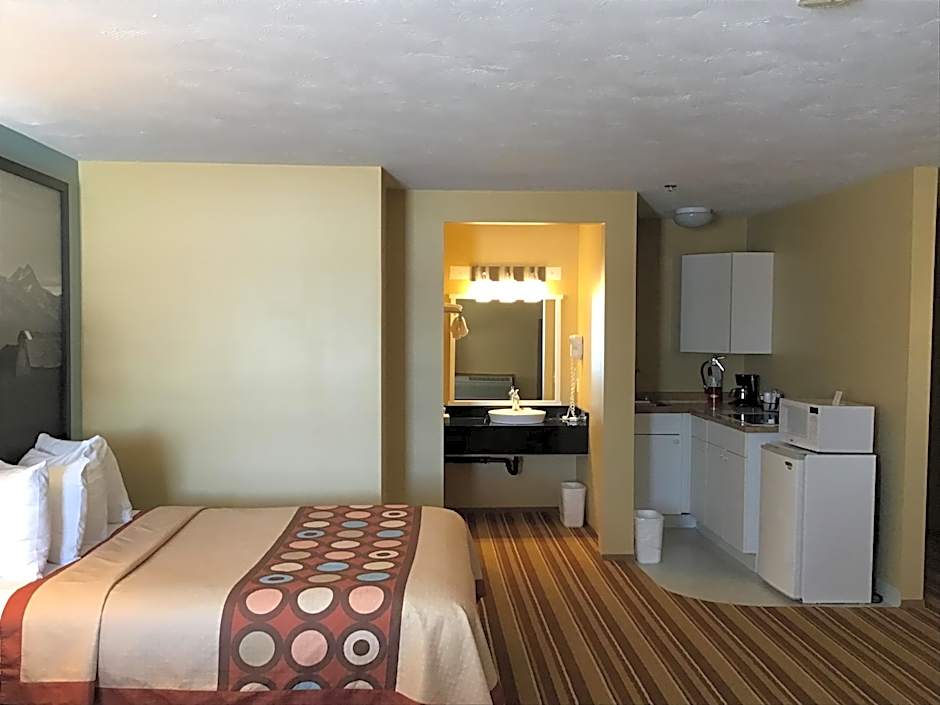 Super 8 by Wyndham Driggs