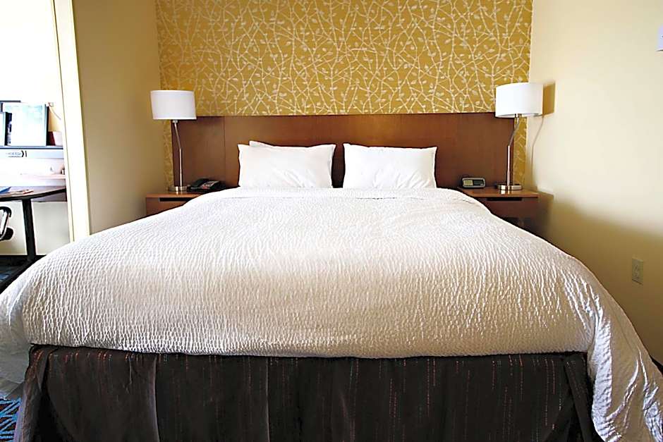 Fairfield Inn & Suites by Marriott London