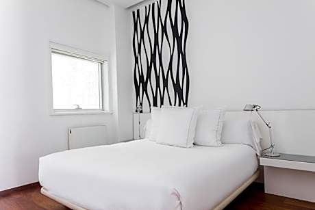 APARTMENT DELUXE