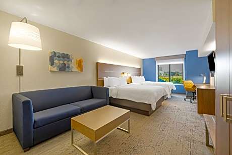 Suite with Two Queen Beds