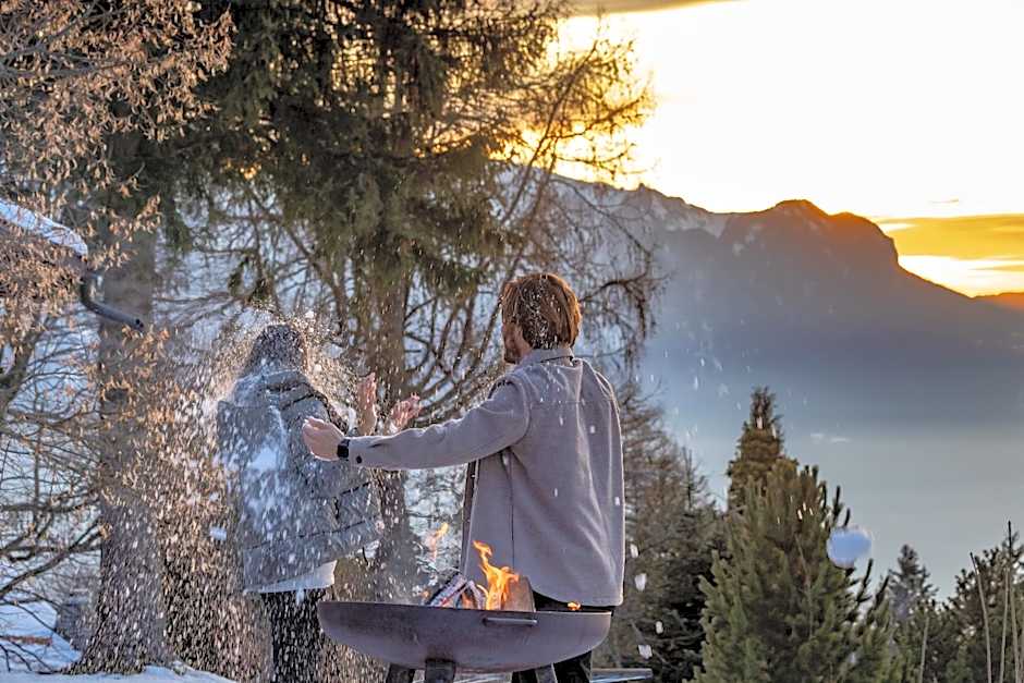 Le Coucou Hotel Restaurant & Lounge-Bar