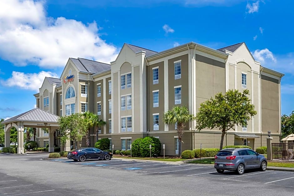 Comfort Suites Myrtle Beach Central
