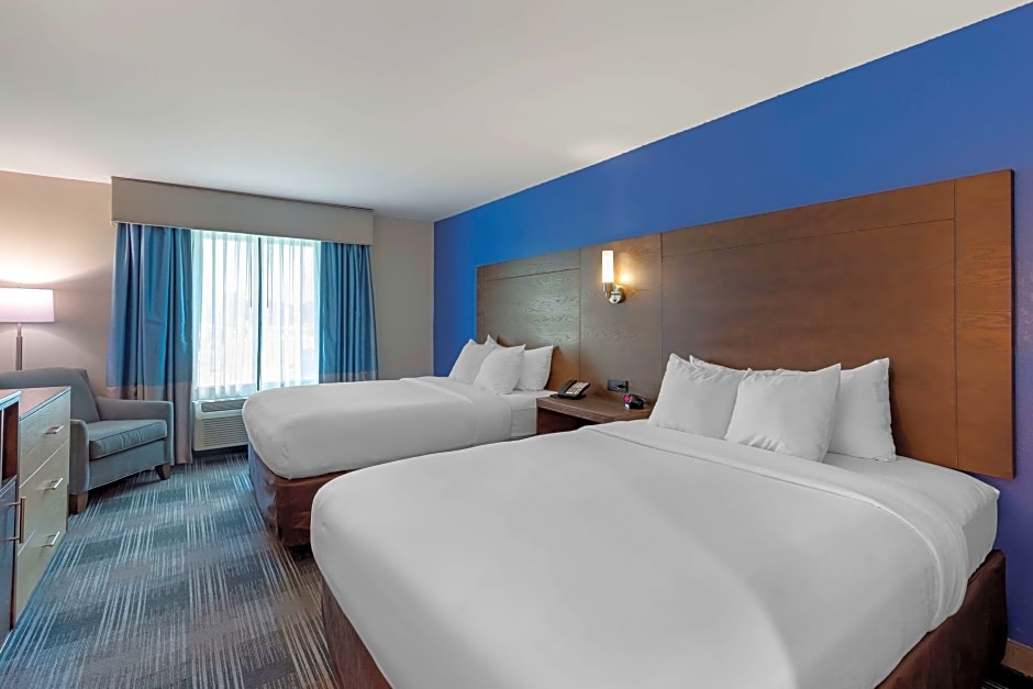 Comfort Inn & Suites