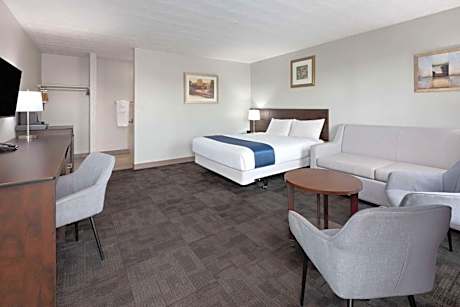 Queen Room - Non-Smoking