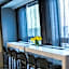 Renaissance Chicago O'Hare Suites Hotel