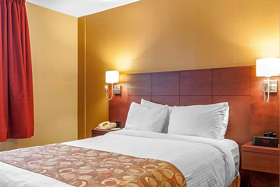 Quality Hotel & Suites Gander