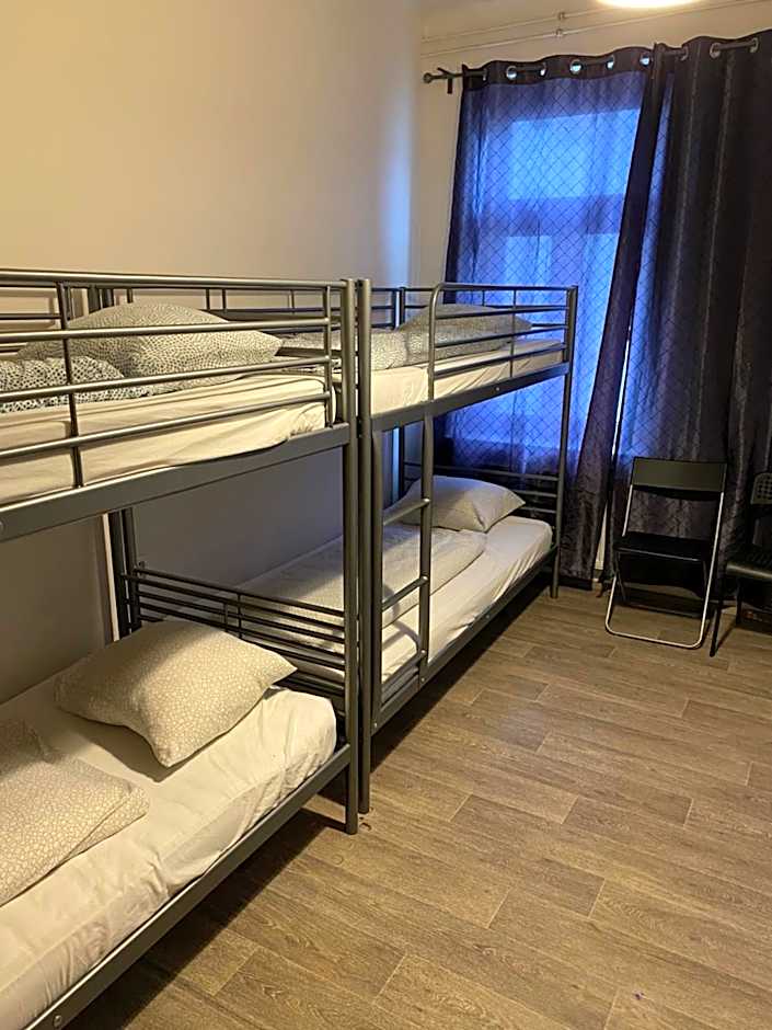 Easy Housing